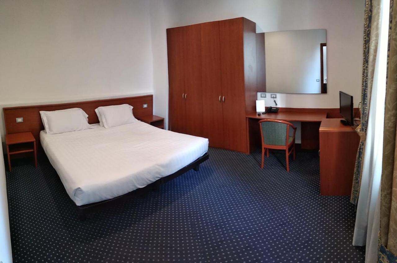 Hotel Glis San Mauro Torinese Esterno foto