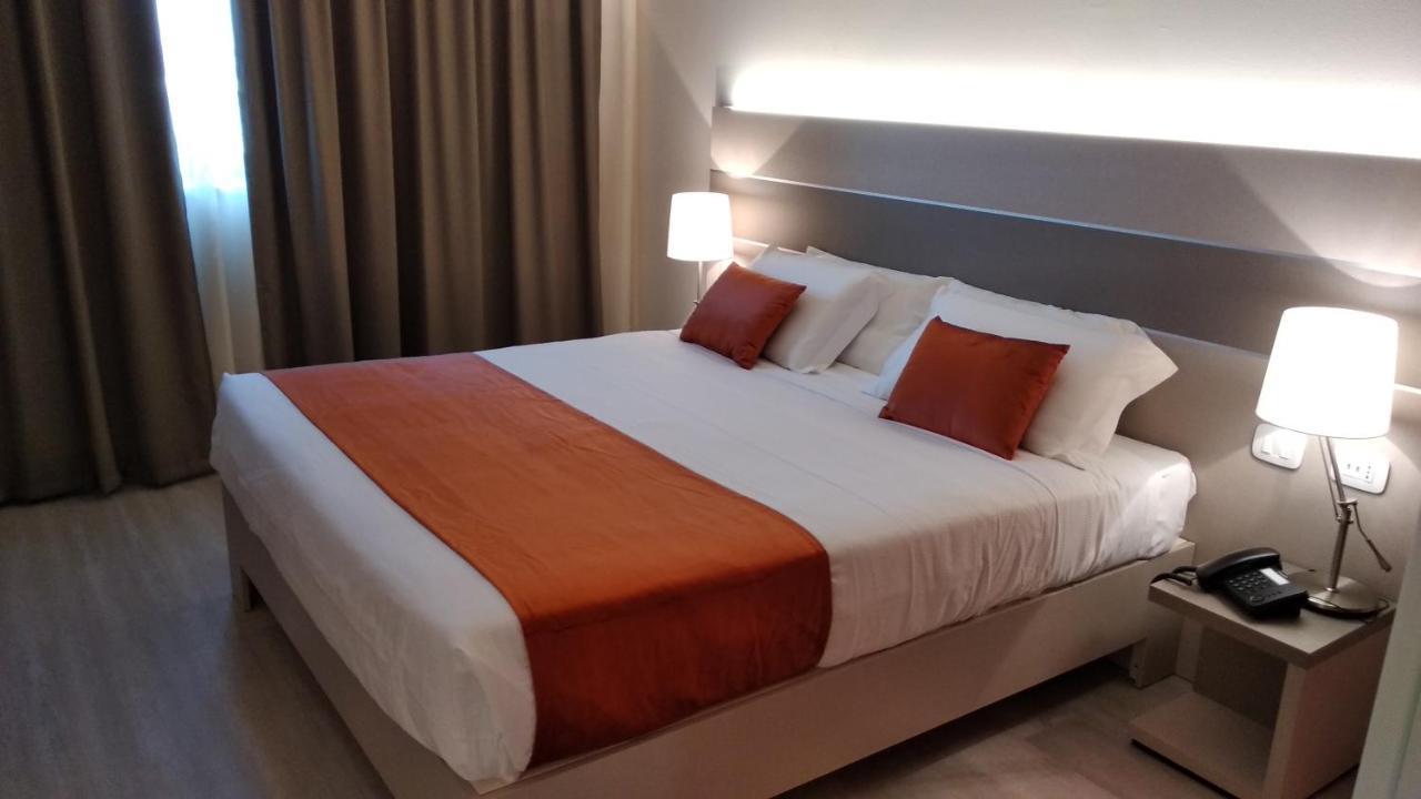 Hotel Glis San Mauro Torinese Esterno foto