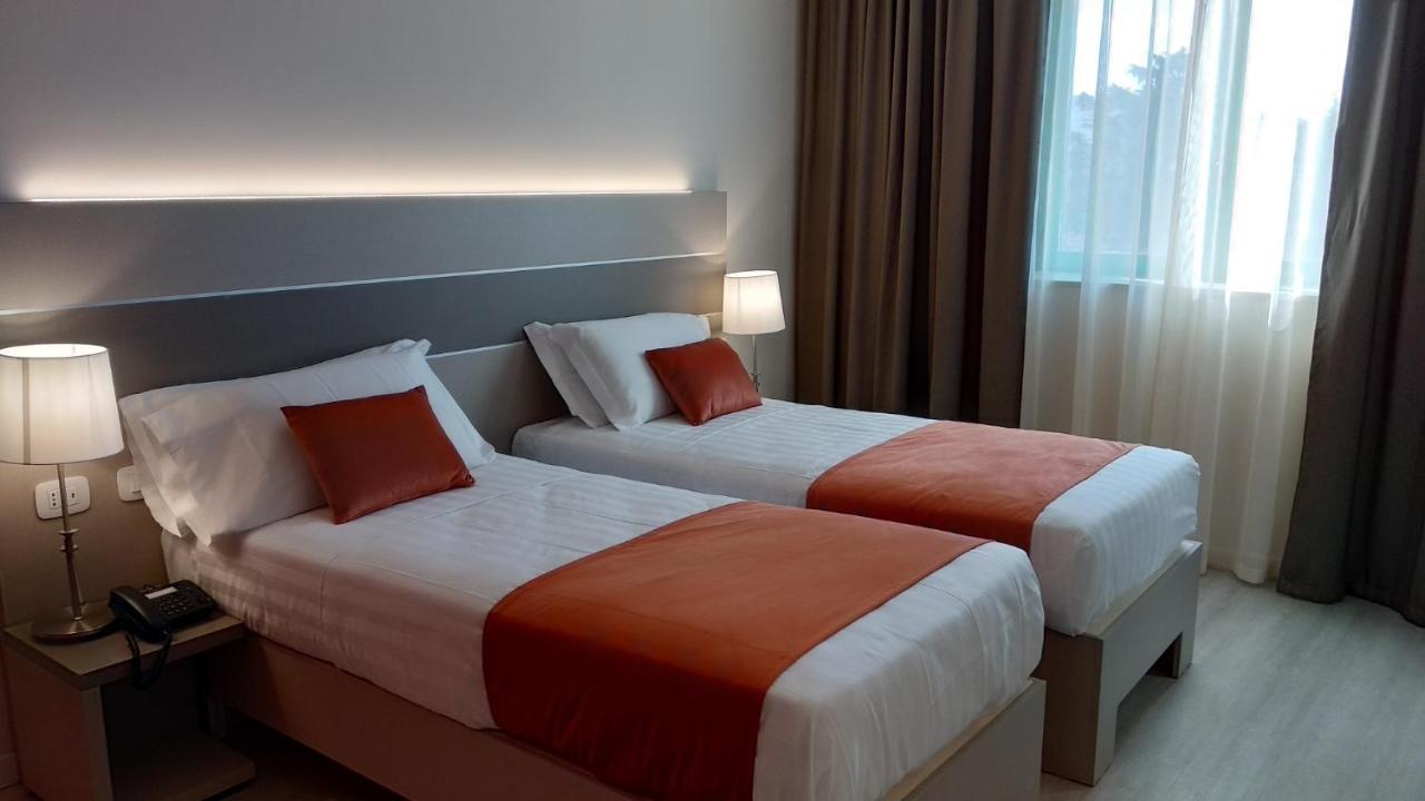 Hotel Glis San Mauro Torinese Esterno foto