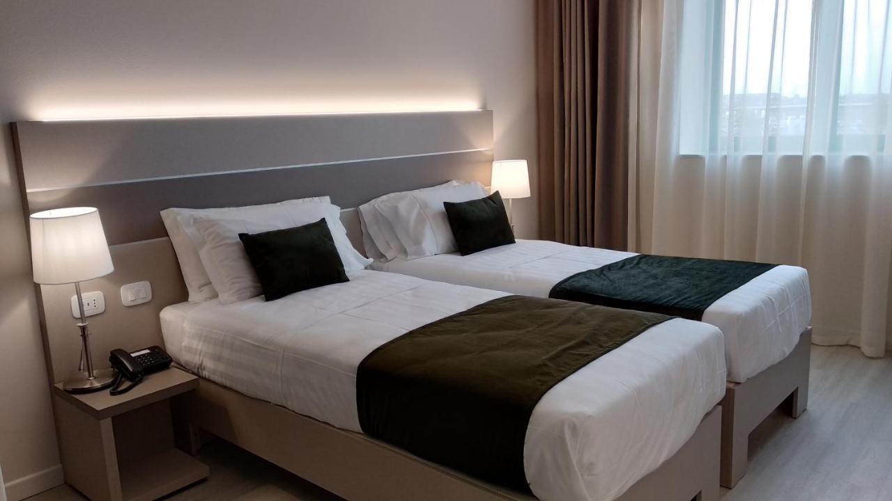 Hotel Glis San Mauro Torinese Esterno foto