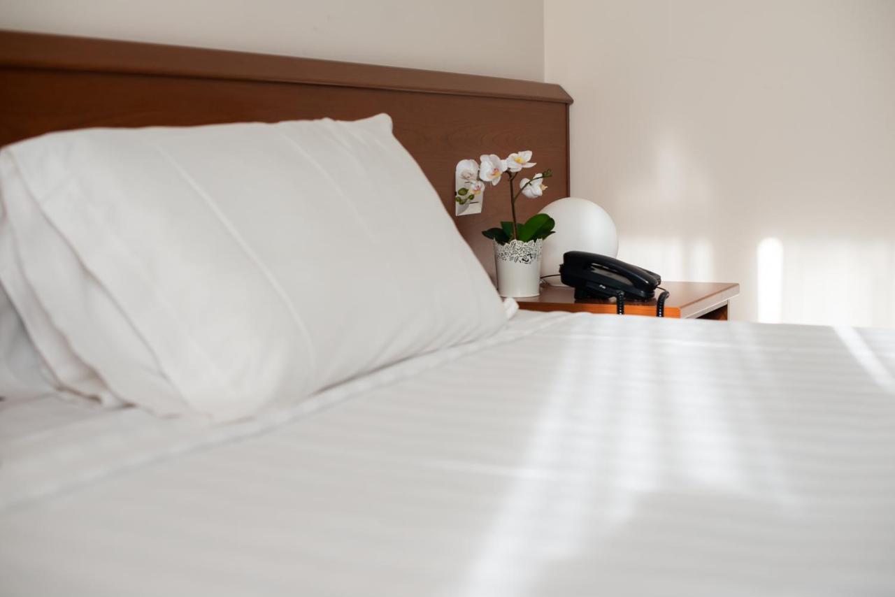 Hotel Glis San Mauro Torinese Esterno foto