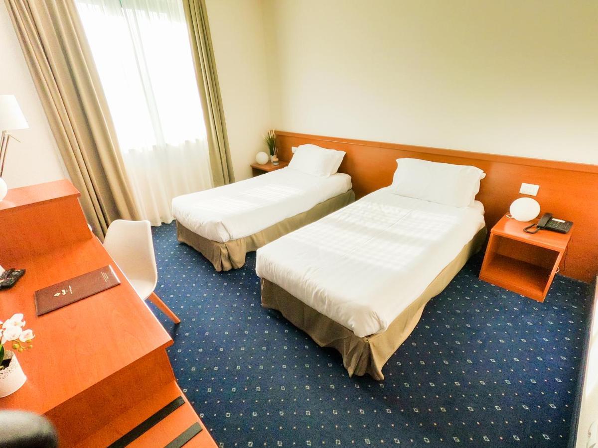 Hotel Glis San Mauro Torinese Esterno foto