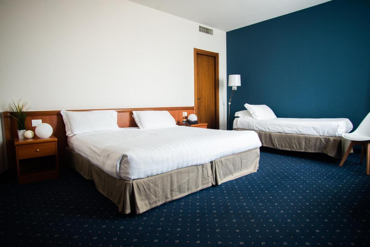 Hotel Glis San Mauro Torinese Esterno foto