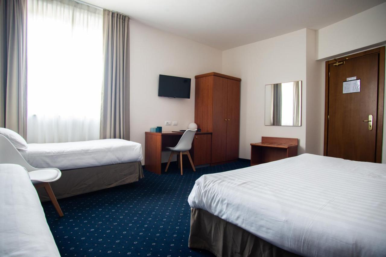 Hotel Glis San Mauro Torinese Esterno foto